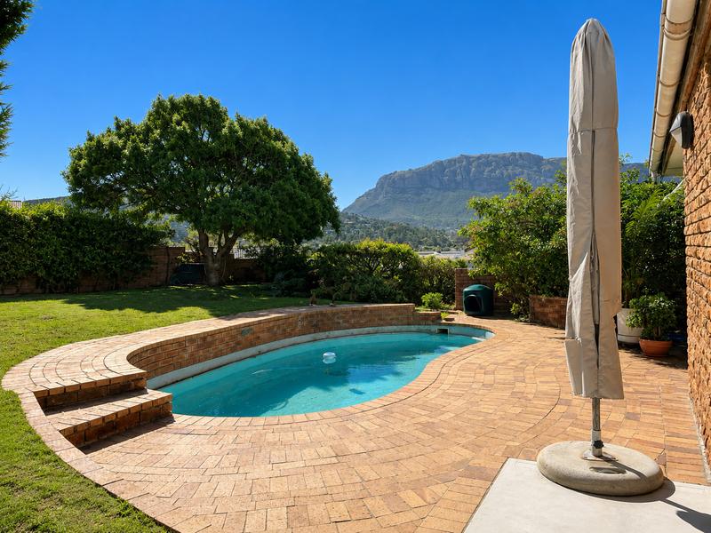 4 Bedroom Property for Sale in Northshore Western Cape
